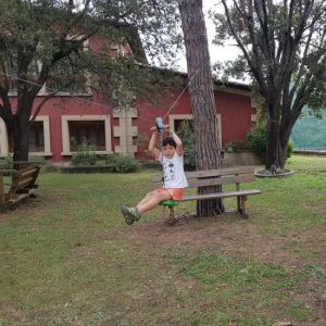 Tirolina-con-asiento-Uso-residencial
