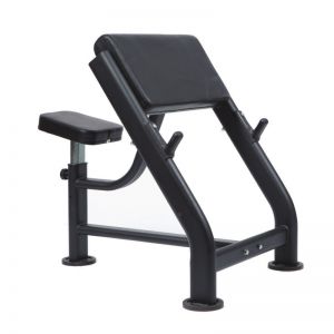 banco-seated-preached-curl