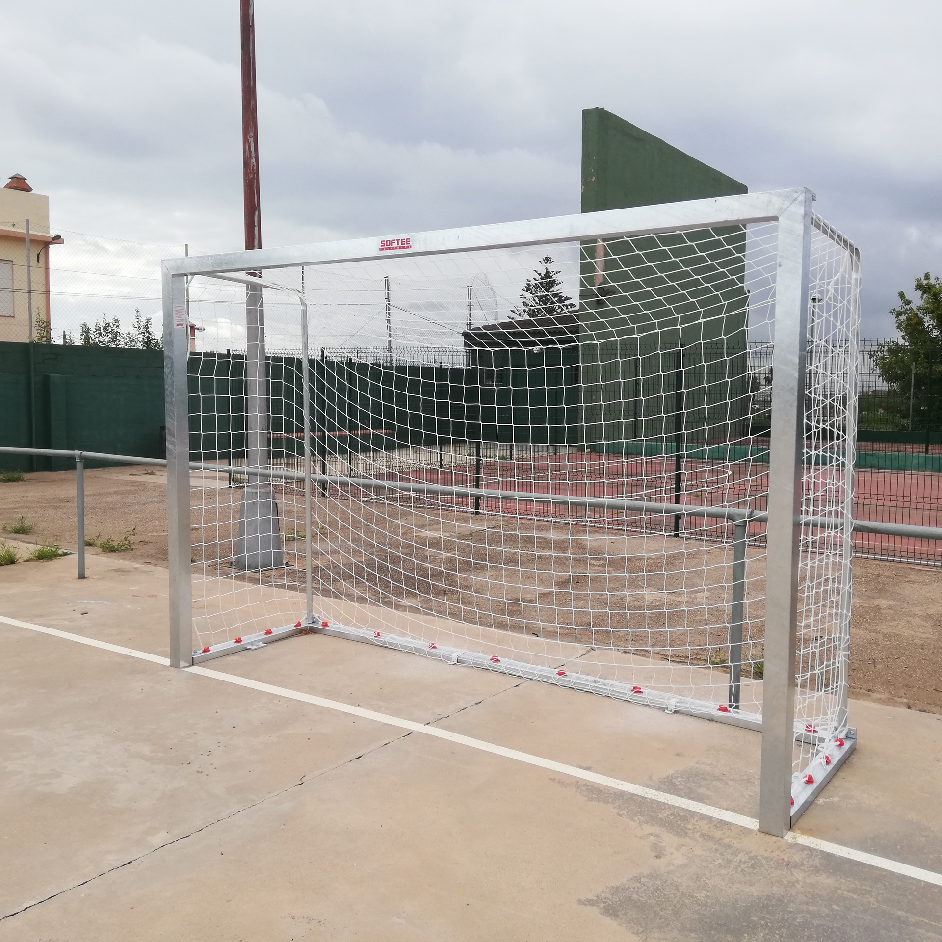 juego porterias futbol sala/balonmano (2 unidades), metalicas galvanizadas, trasladables, 80x80mm, base 80x40mm. 5